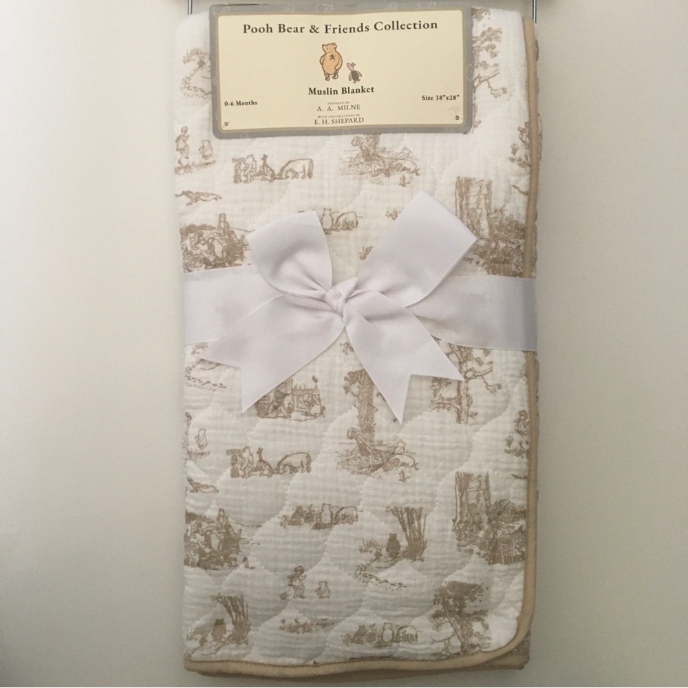 Cotton Muslin Quilt Blanket Winnie the Pooh Bear Collection NEW